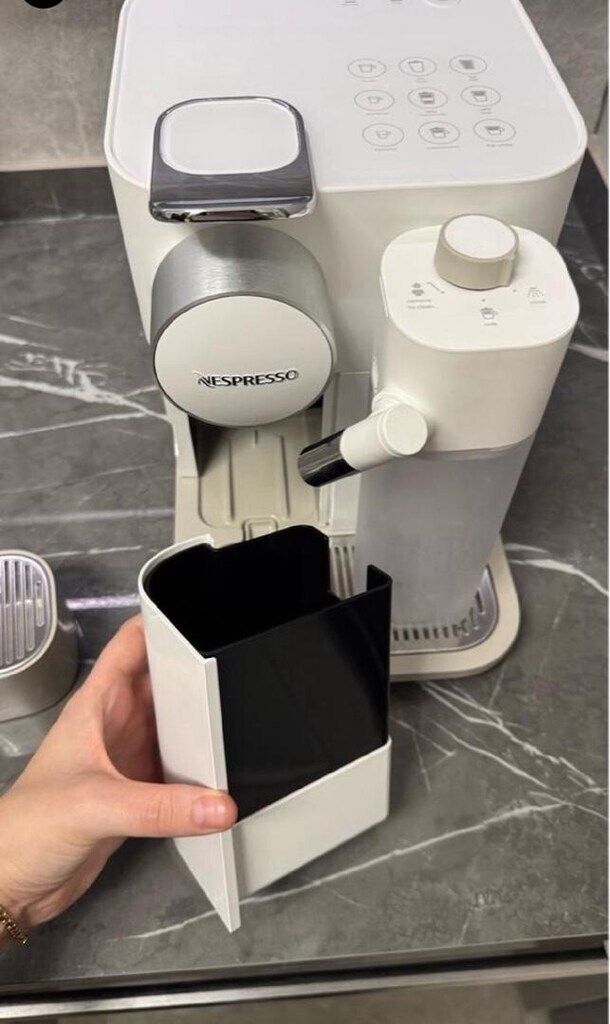 Nespresso F541 Gran Latissimia Kahve Makinesi - 2