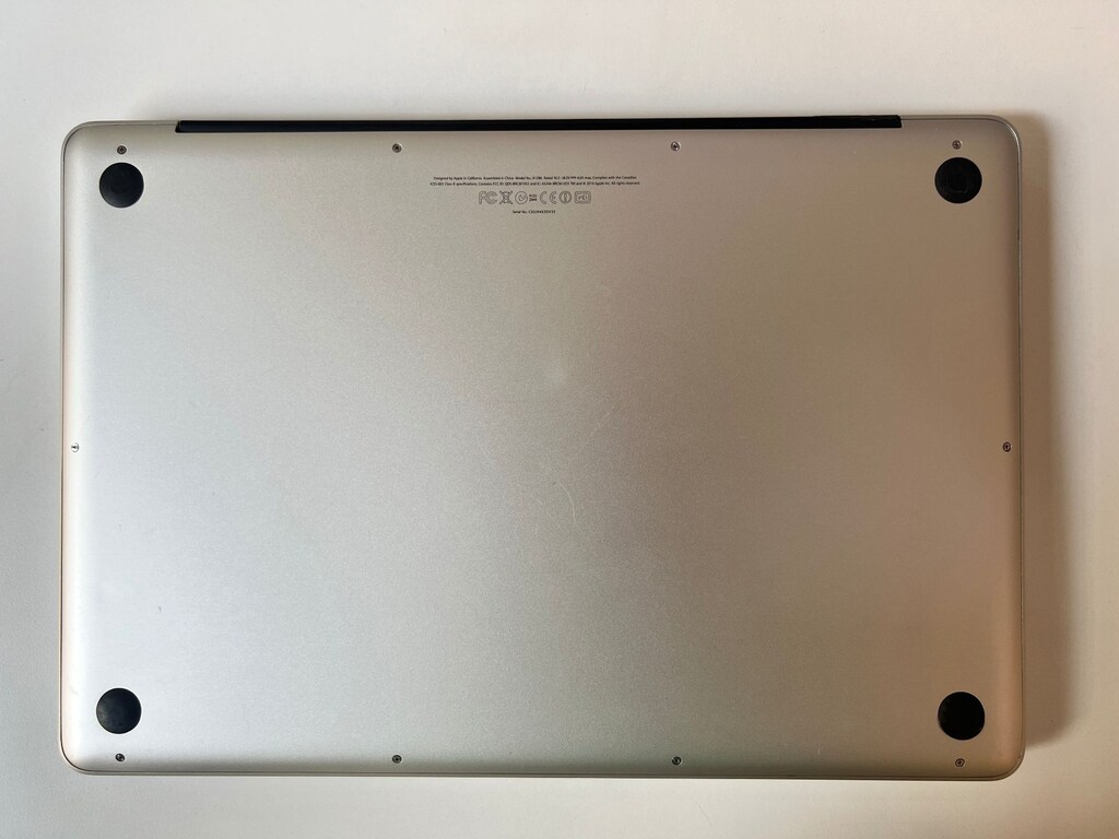 İlk Sahibinden MacBook PRO - 1 TB SSD - 7