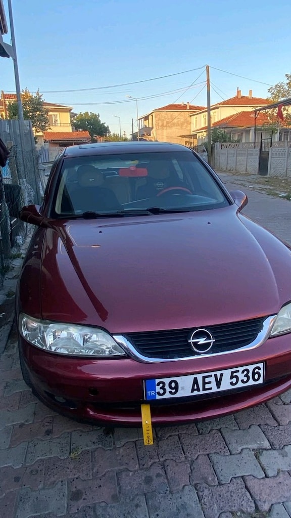 Opel Vectra - 2
