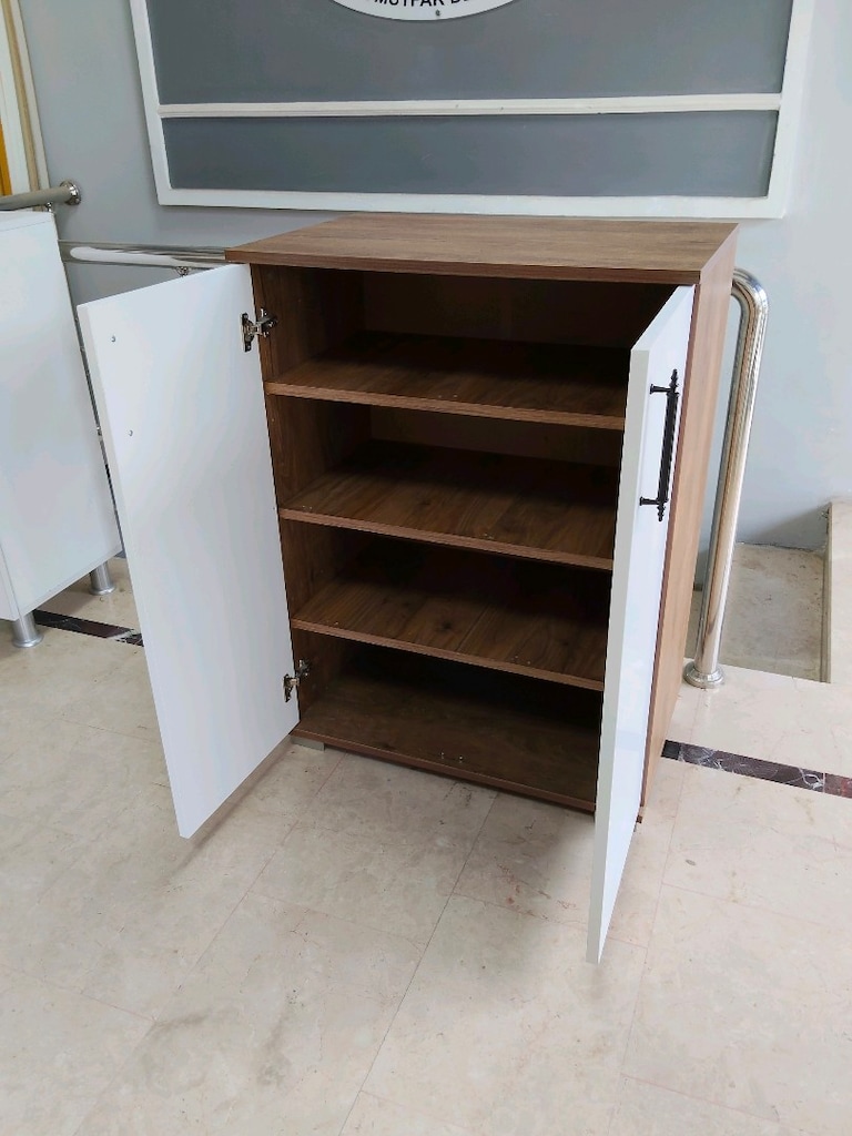 Ayakkabılık - 2