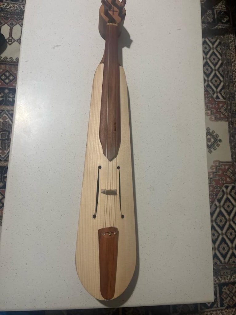 KEMENÇE - 4
