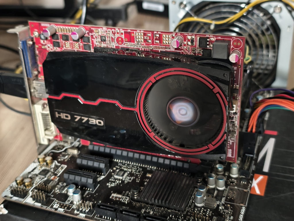4 GB EKRAN KARTI - 14