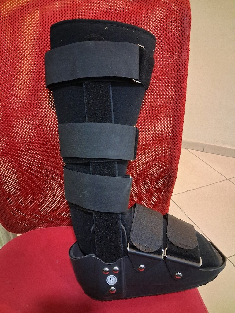 WAIKER BOT ÜRÜN SİFİR GİBİ ÇOK TEMİZDİR KARGO BEDAVA - 3