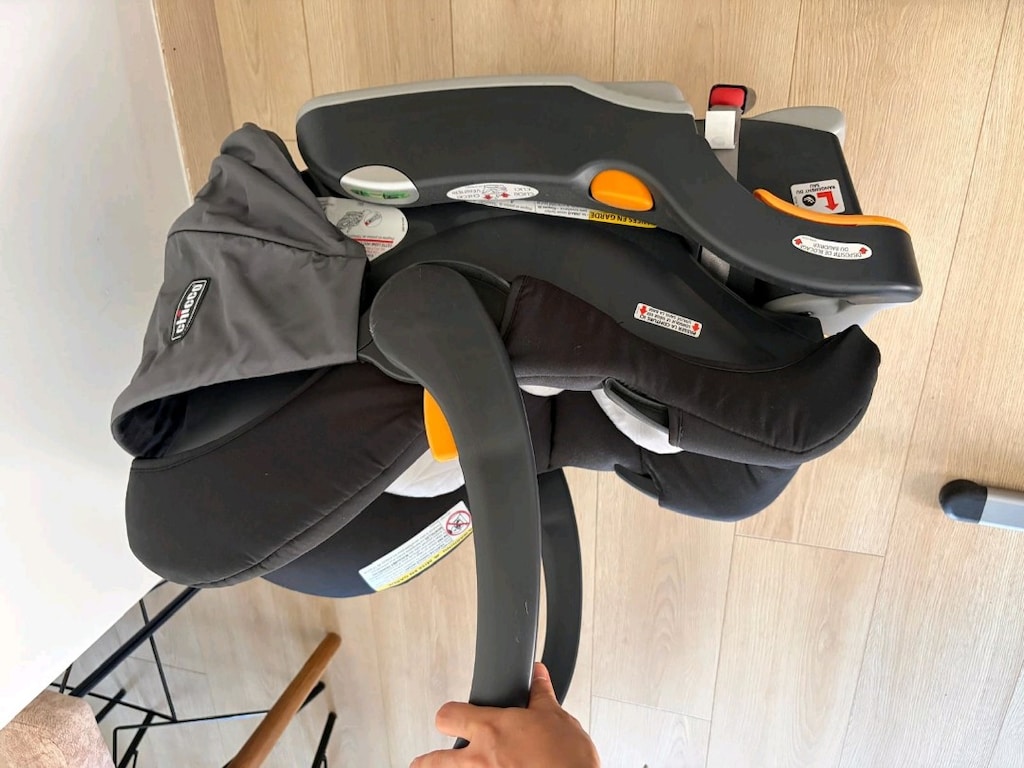Orijinal Chicco KeyFit 30 ana kucağı ve oto koltuğu - 3