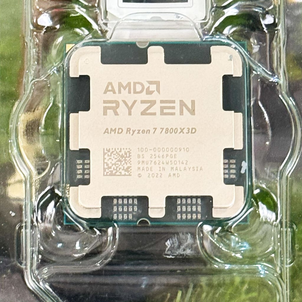 AMD RYZEN 7 7800X3D + MSI PRO X870E-S EVO WIFI + 32GB 6000MHz RAM - 5
