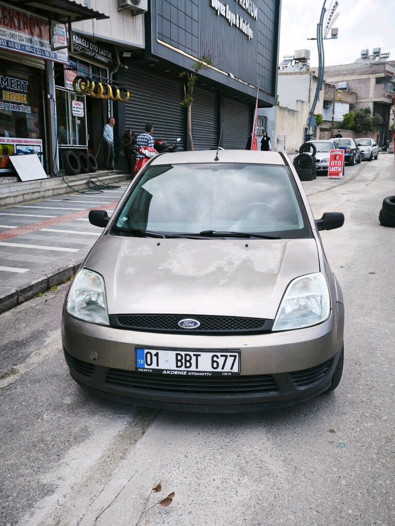 2005 Ford Fiesta confort - 3