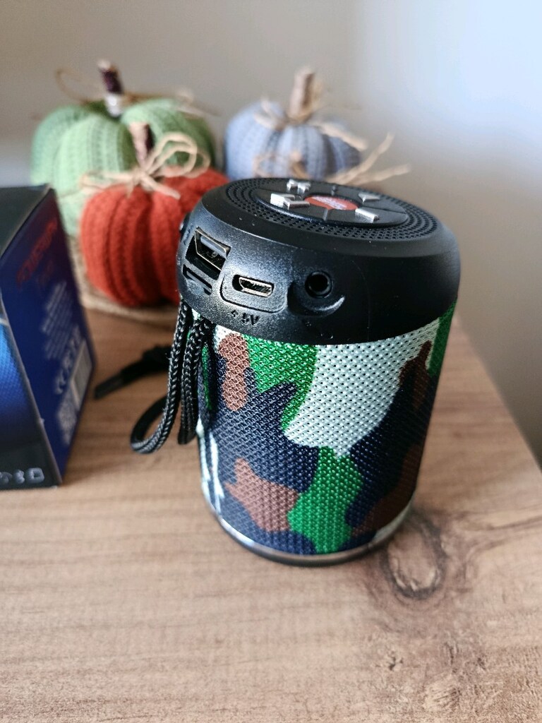 ses bombası sıfır ürün kutulu. wrx07 radyo, Bluetooth, SD, USB. - 2