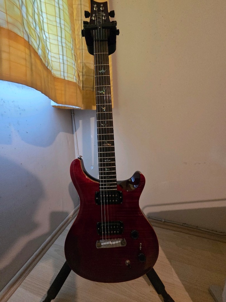PRS SE Elektro Gitar (Fire Red) - 2