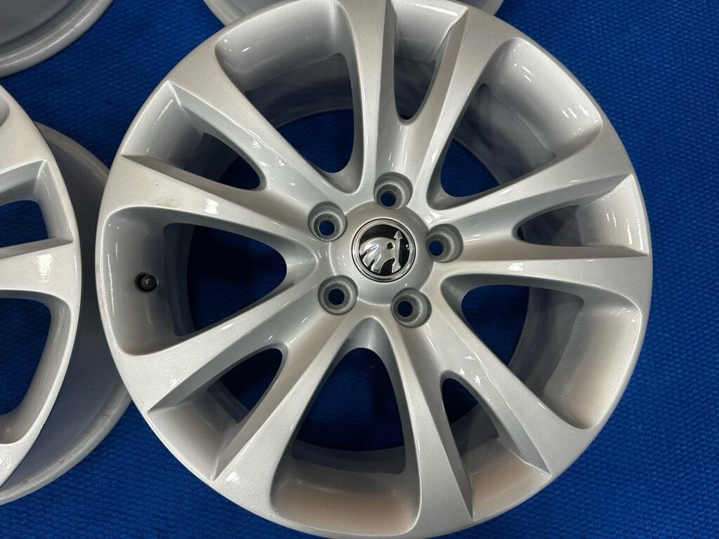 ORİJİNAL17 SKODA OCTAVYA SÜPER B KAROQ - 4