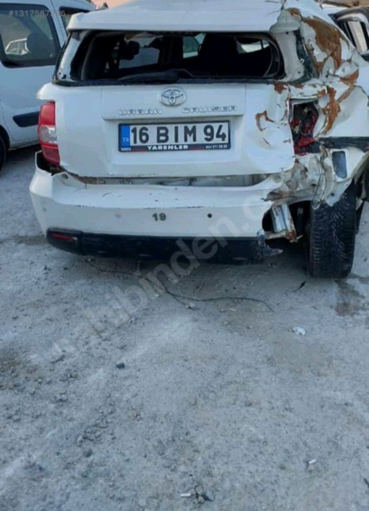 Tek nokta hasarlı İlk kazası Toyota urban Cruiser - 7