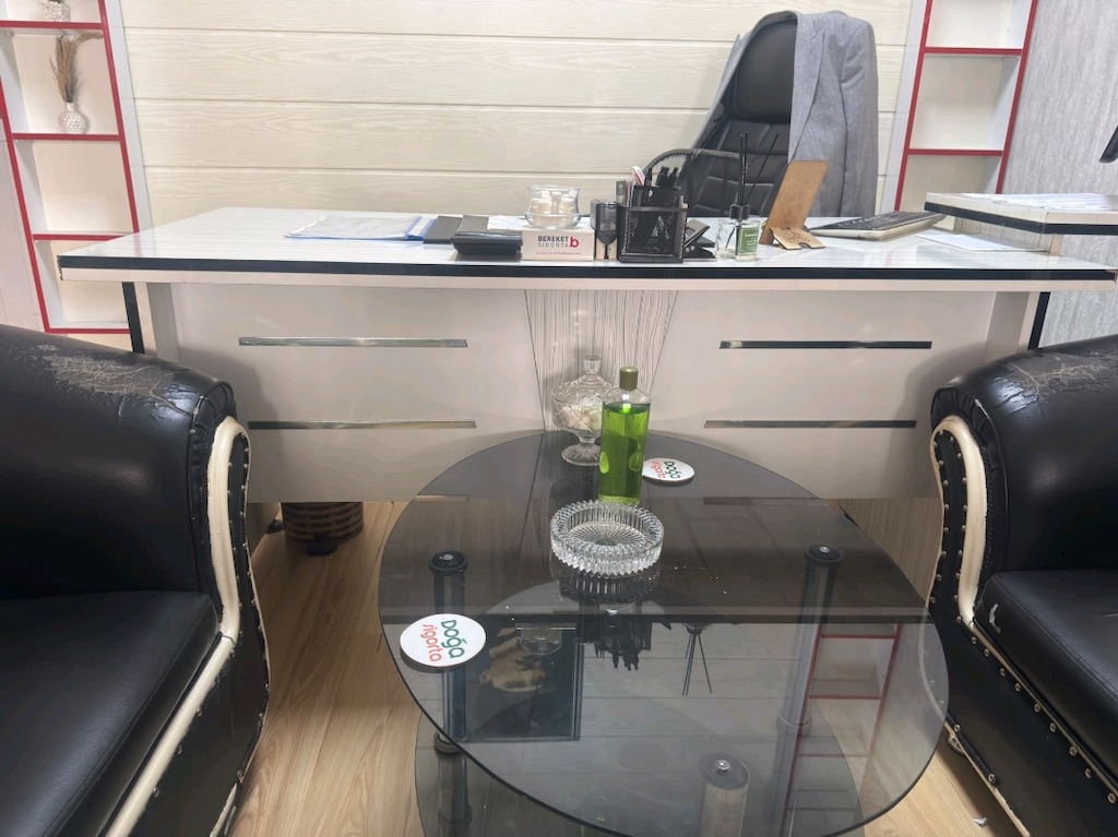Temiz kullanılmış Ofis Mobilyaları - 16