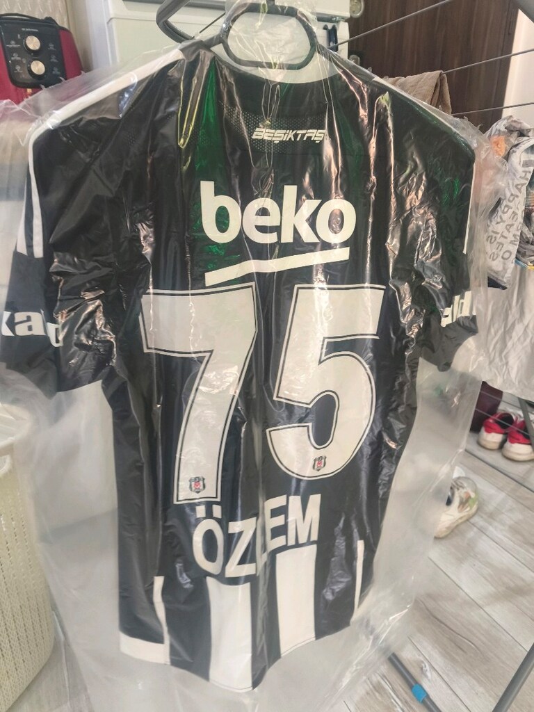 BEŞİKTAŞ ŞAMPİYONLUK FORMA - 2