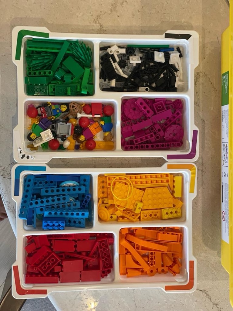 lego spike education - 3