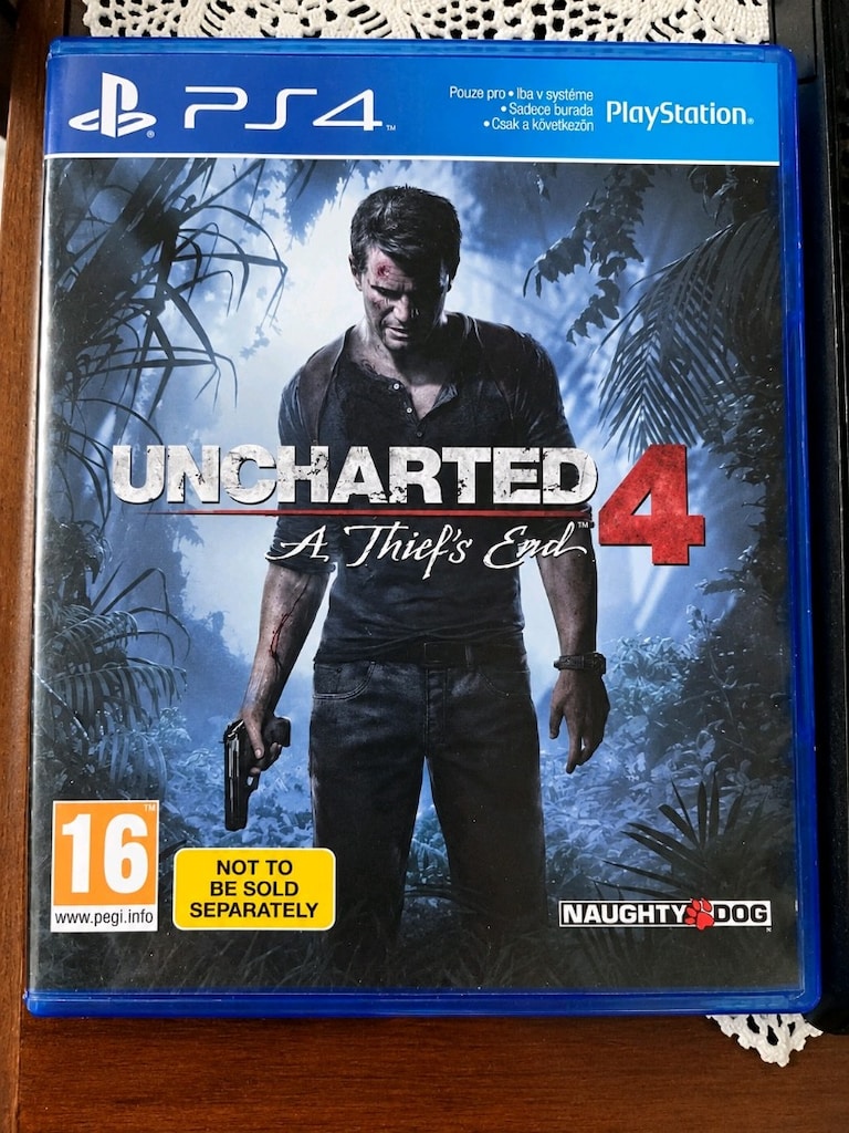 PS4 500 GB + 2 Kol + Uncharted 4 Oyunu - 3