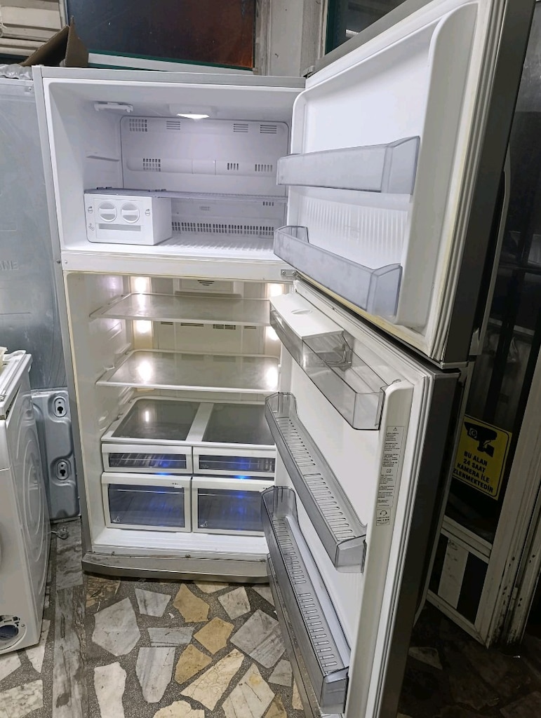 Arçelik 620 litre buzdolabı sorunsuz - 3