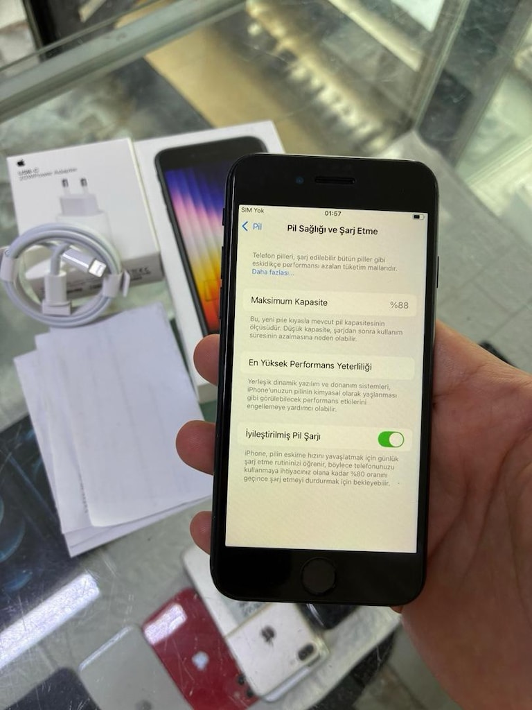 MÜHENDİSCELLDEN İPHONE SE 3.NESİL İOS 18 PİL %88 KUTU FATURALI - 10