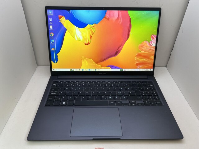 SAMSUNG GALAXY BOOK İ7 13. NESİL 16 GB RAM 512 M2SSD