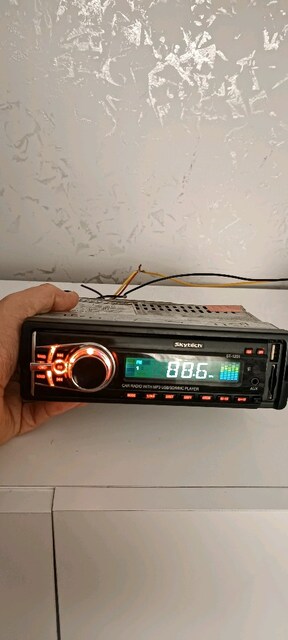 SKYTECH USB AUX CIKMA KAFA OTO TEYP İŞ GÖRÜLSÜN DİYE BU FİYATA