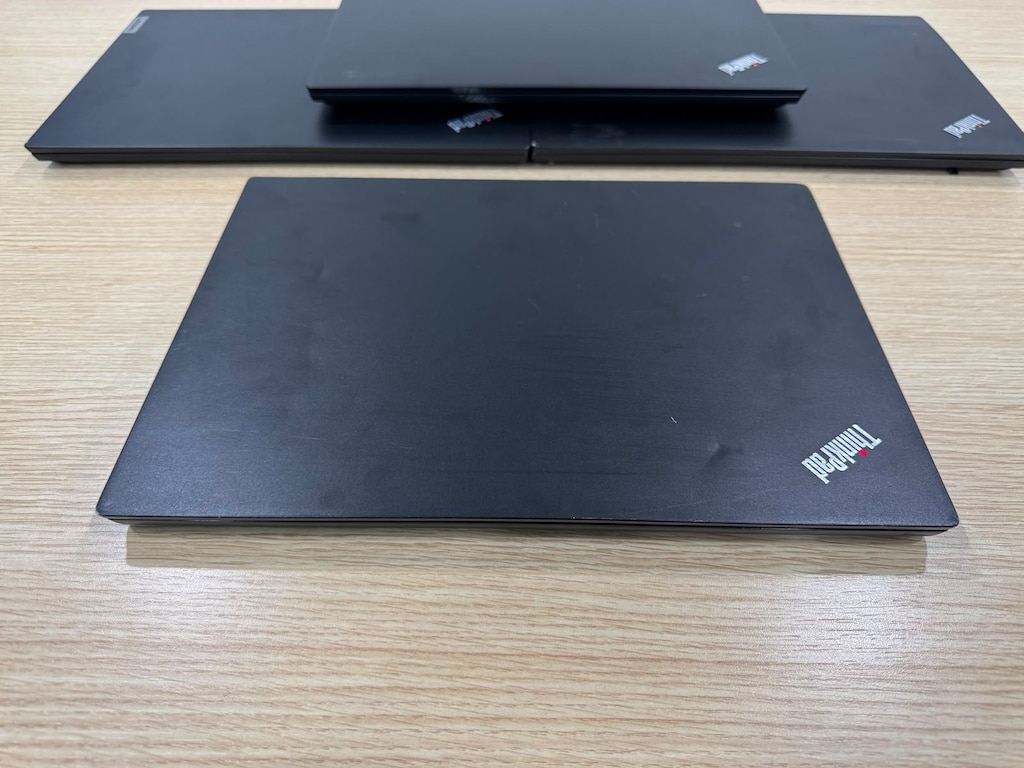 Lenovo ThinkPad E14 Gen 1 İ5 10. Nesil 8 RAM 256 SSD - 3
