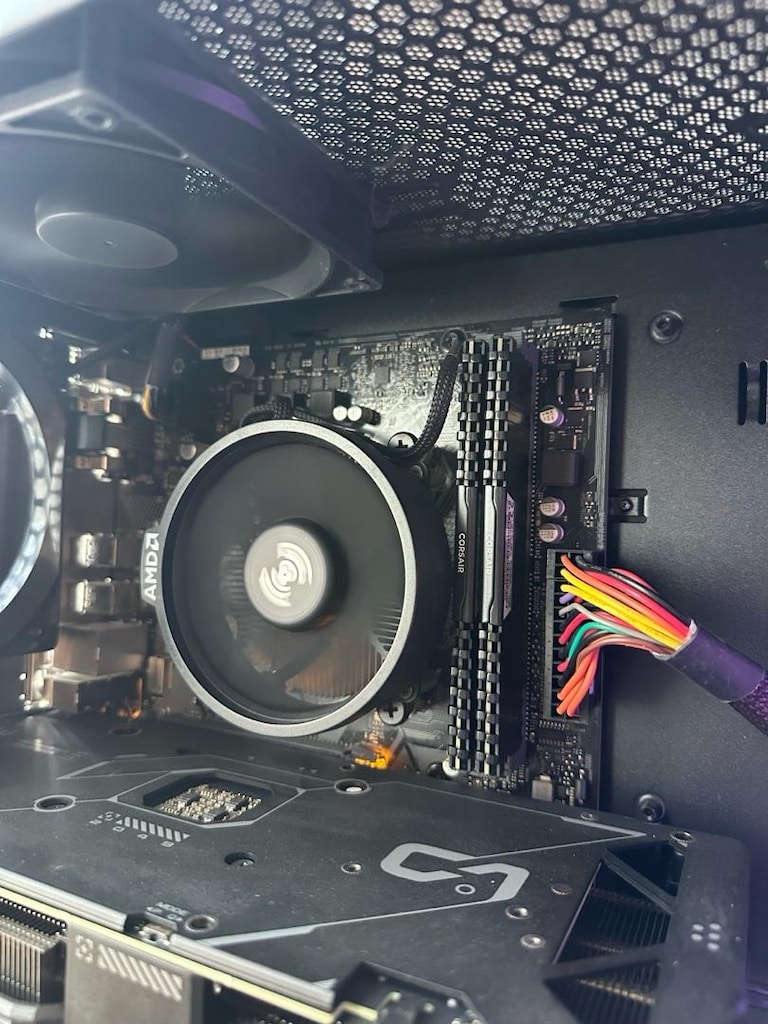 RYZEN 5 3500x-ASUS B450M-K Corsair ddr4 16gb ram ADATA 480 sata ssd - 6