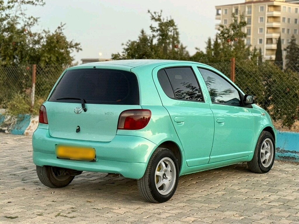 TOYOTA YARİS 1.3 Vvti SAF BENZİNLİ - 3