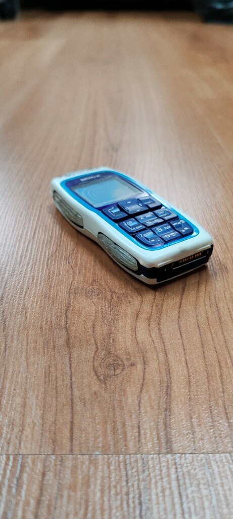Nokia 3220 beyaz imei kayıtlı temiz ve sorunsuz - 2