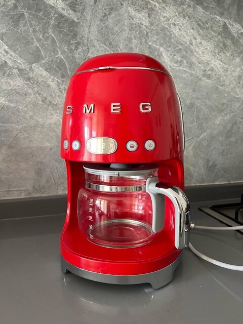 Smeg Kırmızı Filtre Kahve Makinesi