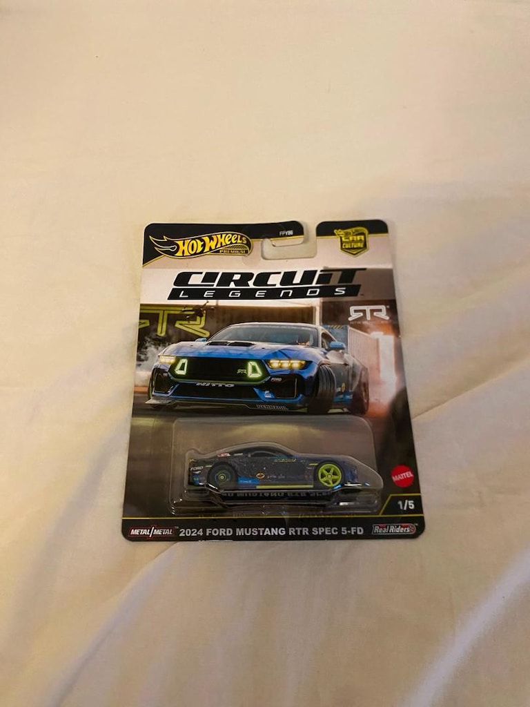 Hot Wheels 2024 Ford Mustang - Circuit Legends