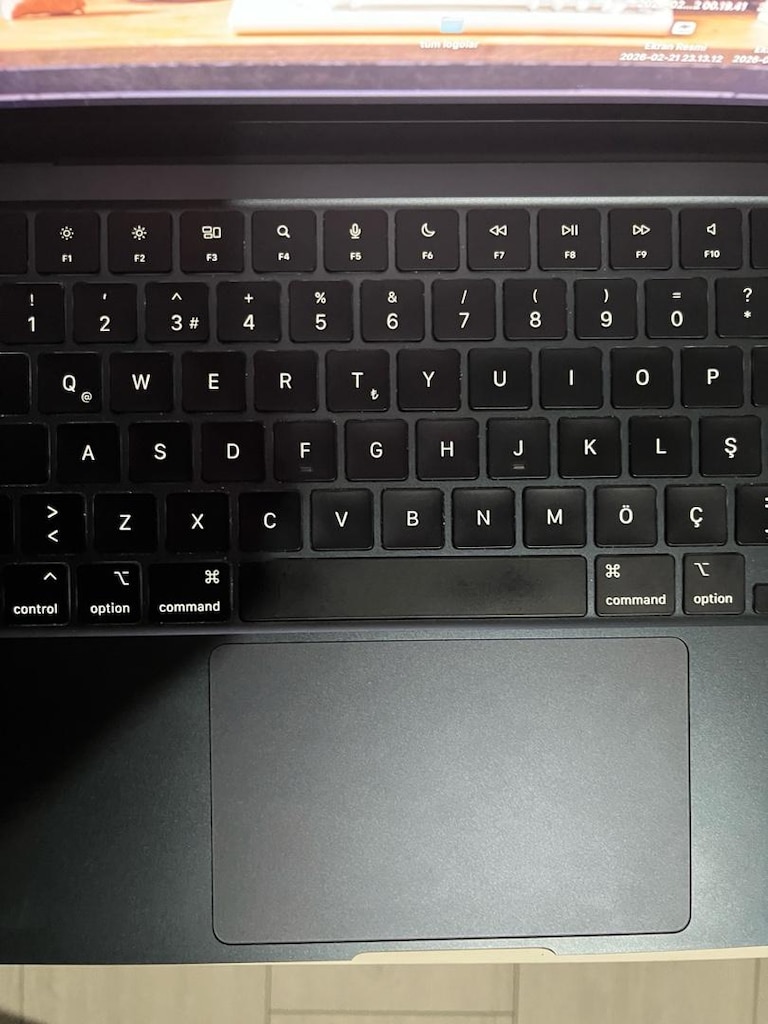 Tertemiz, Garantili MacBook M2 16GB - 4
