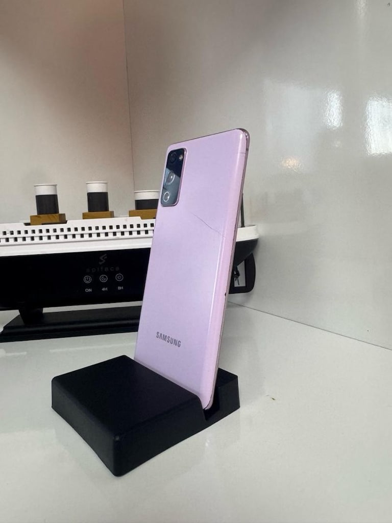 SAMSUNG S20FE - 3