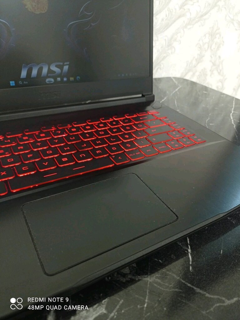 Dizüstü Bilgisayar MSI Gamıng Sıfırdan farksız - 4