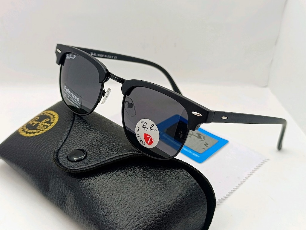 SIFIR KUTUSUNDA, RAYBAN (CLUPMASTER) POLARİZE, UV400 FİLTRELEME