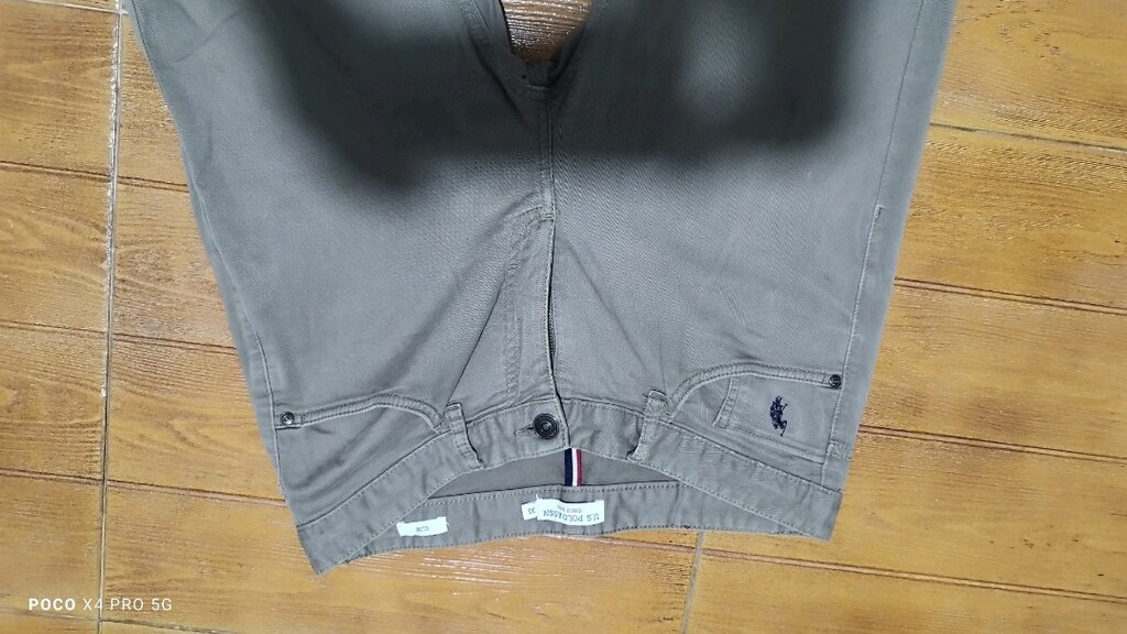 #U.S Polo pantolon..Yenidir lakin dolaptan çıkarırken bacakta özür