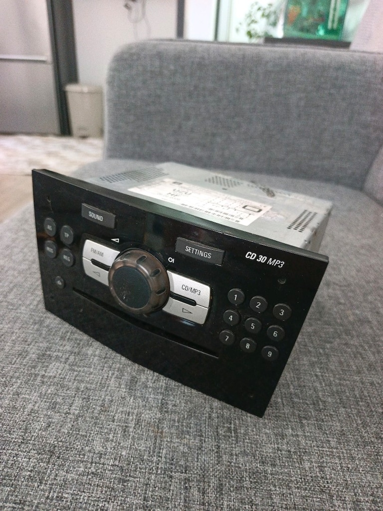 Opel Corsa Müzik Çalar - 3
