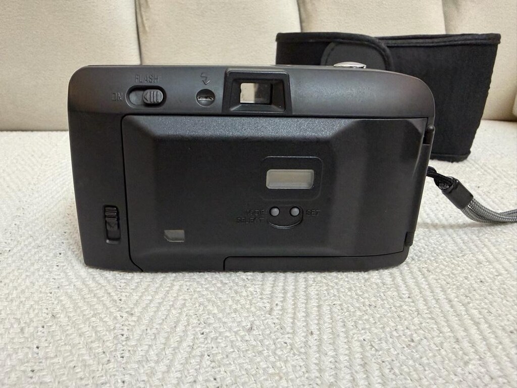 RICOH YF -20N JAPON FOTOĞRAFI MAKİNESi - 8