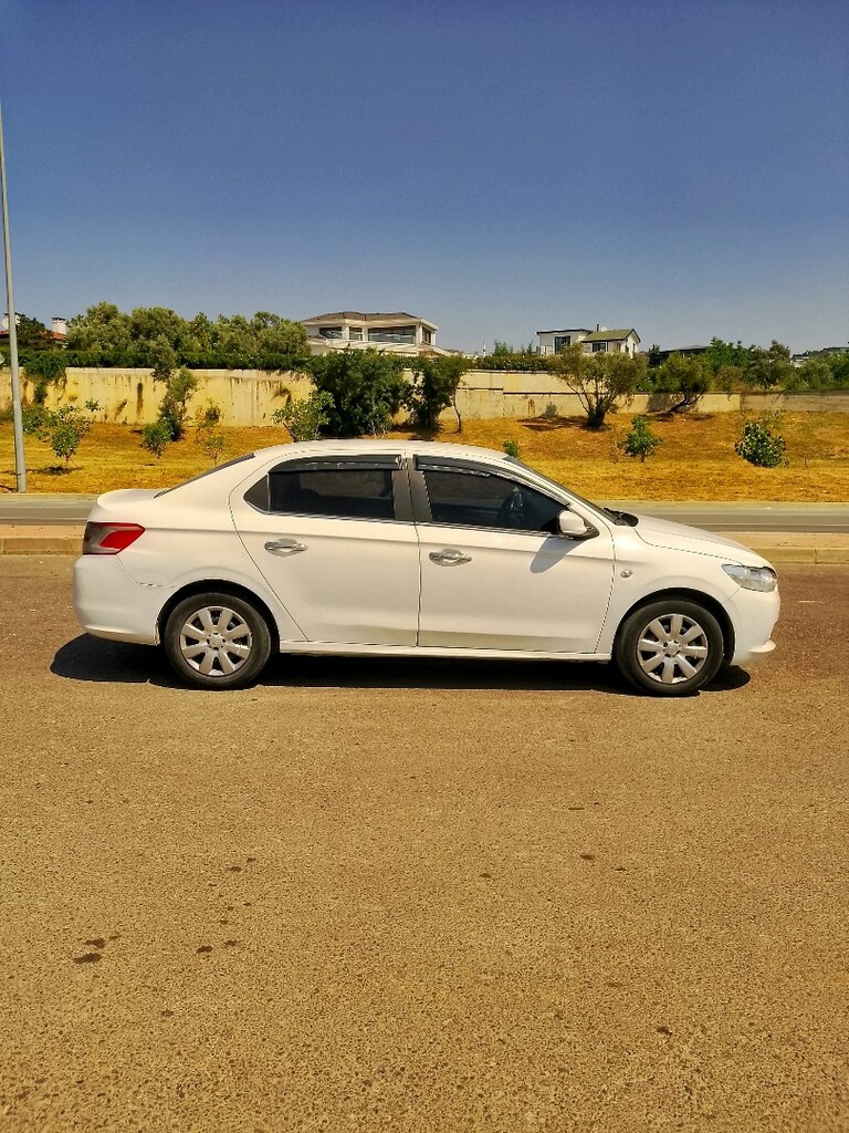 Peugeot 301 Active 2016 model - 12