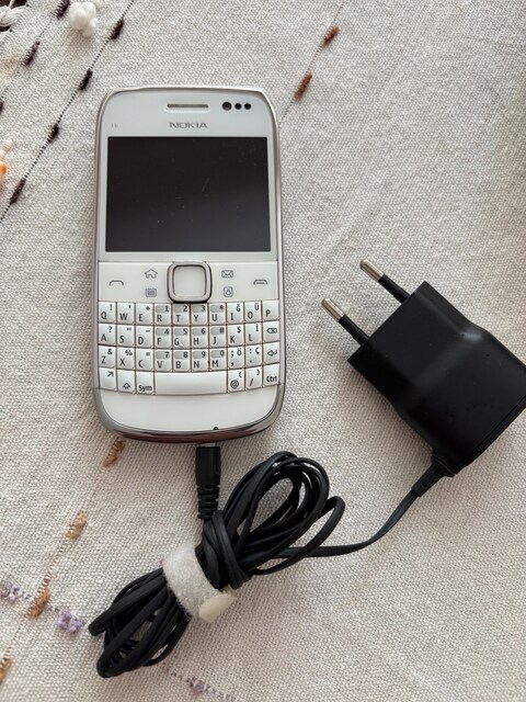 Nokia e6