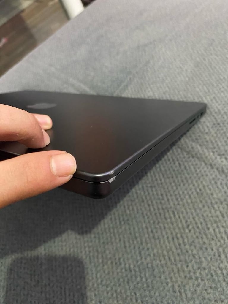 Macbook Pro 16 M4 Pro 24 gb ram 512 ssd - 7