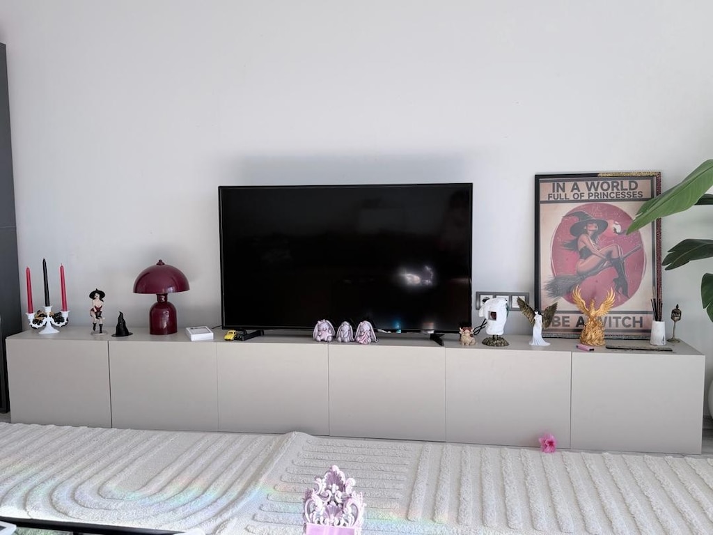 TV VE TV ÜNİTESİ BERABER - 2