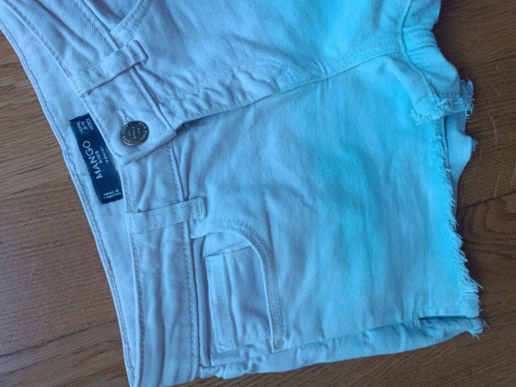9 yaş,MANGO, Çocuk Jean şort yepyeni, Bikaç kez giyilmiştir — görsel 11/13