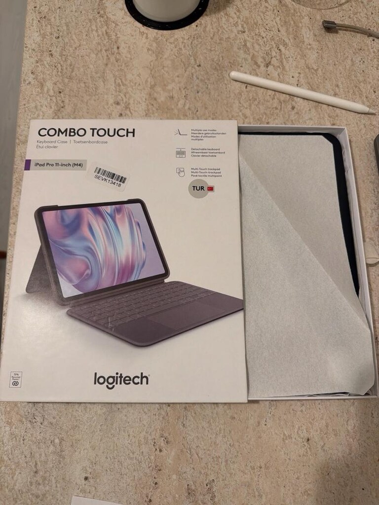 Logitech Combo Touch Ipad M4 11’ klavyeli kılıf - 12
