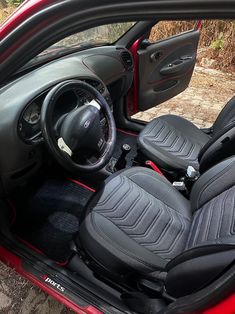 Bakımlı Ford Fiesta 2000 Model - 9