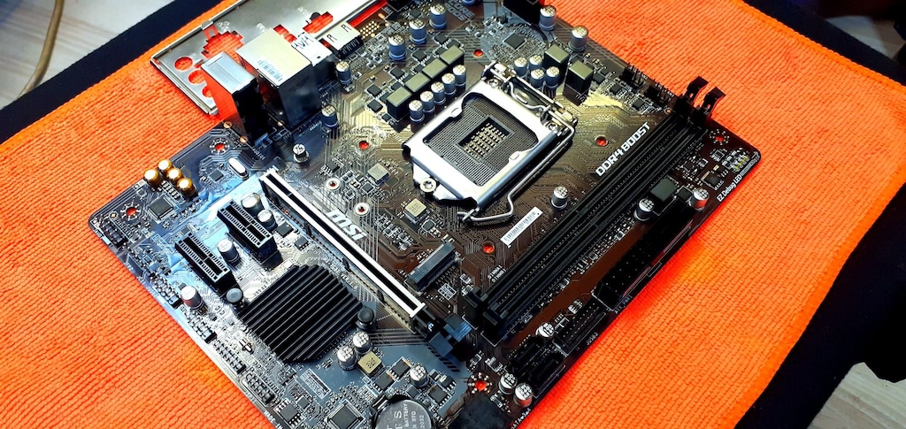MSI B365M PRO-VH LGA 1151 Soket Anakart - 7