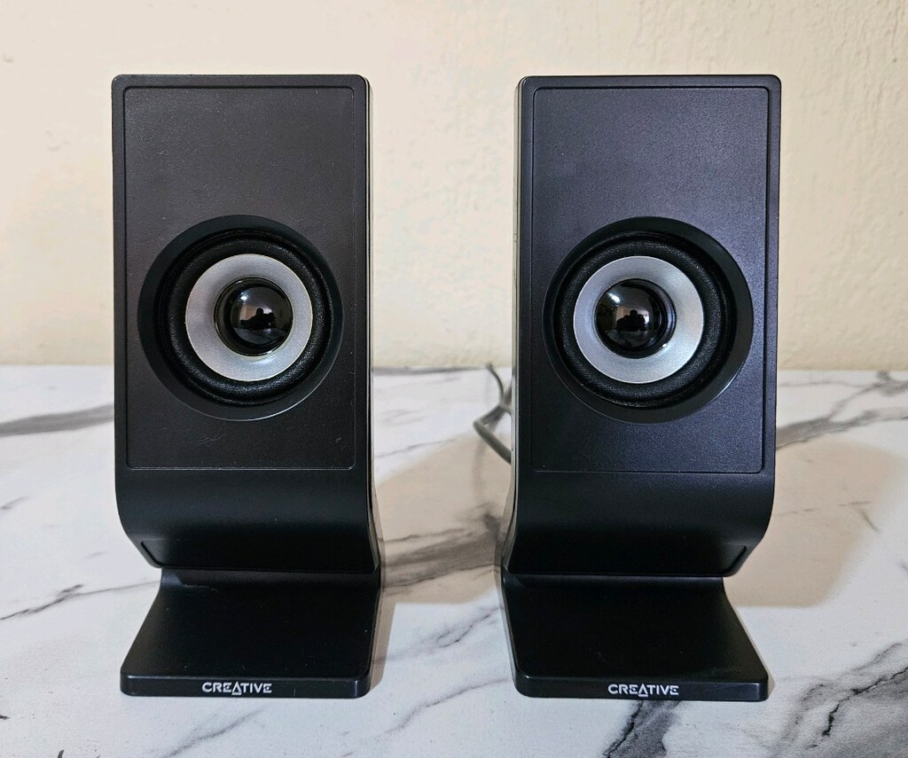 Creative A200 Kontrol Ve Uydu Hoparlörleri - 3
