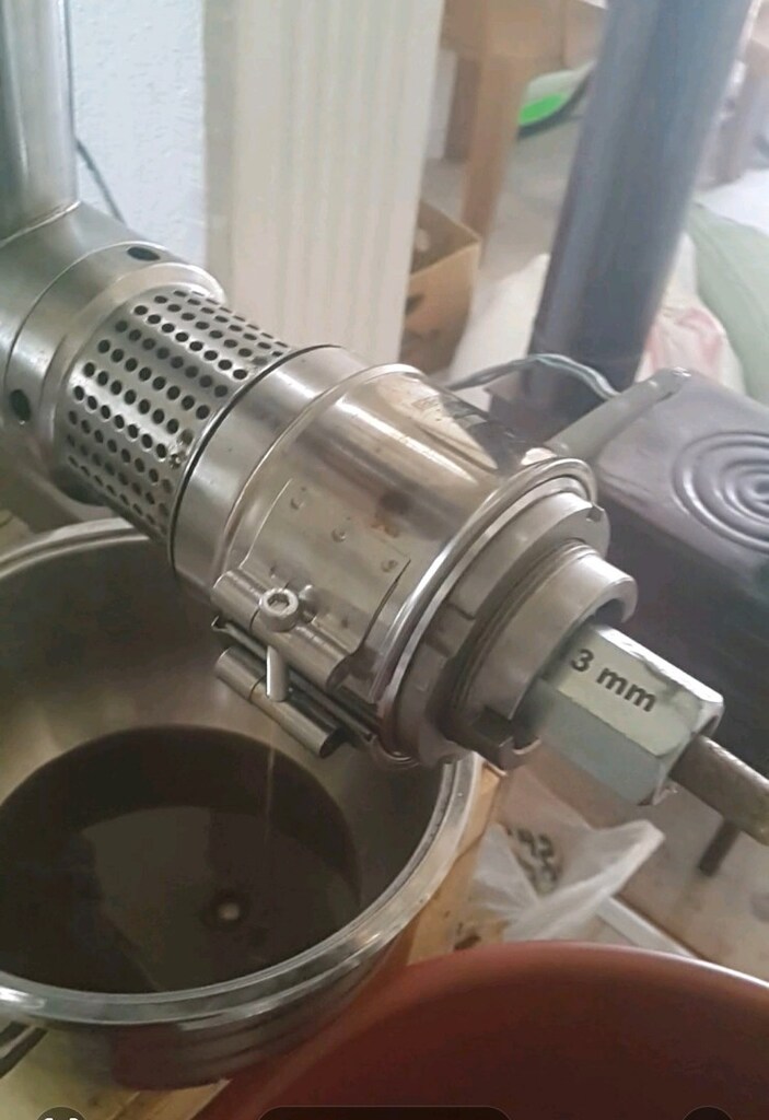 SOĞUK SIKIM PRES MAKİNASİ - 7
