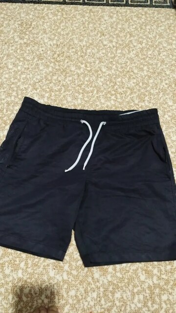 #Adidas şort..Yan cep fermuarları bozuk..Onlarca ünlü marka tshirt