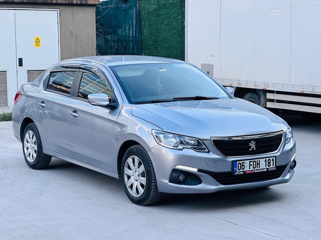 Peugeot 301 - 3