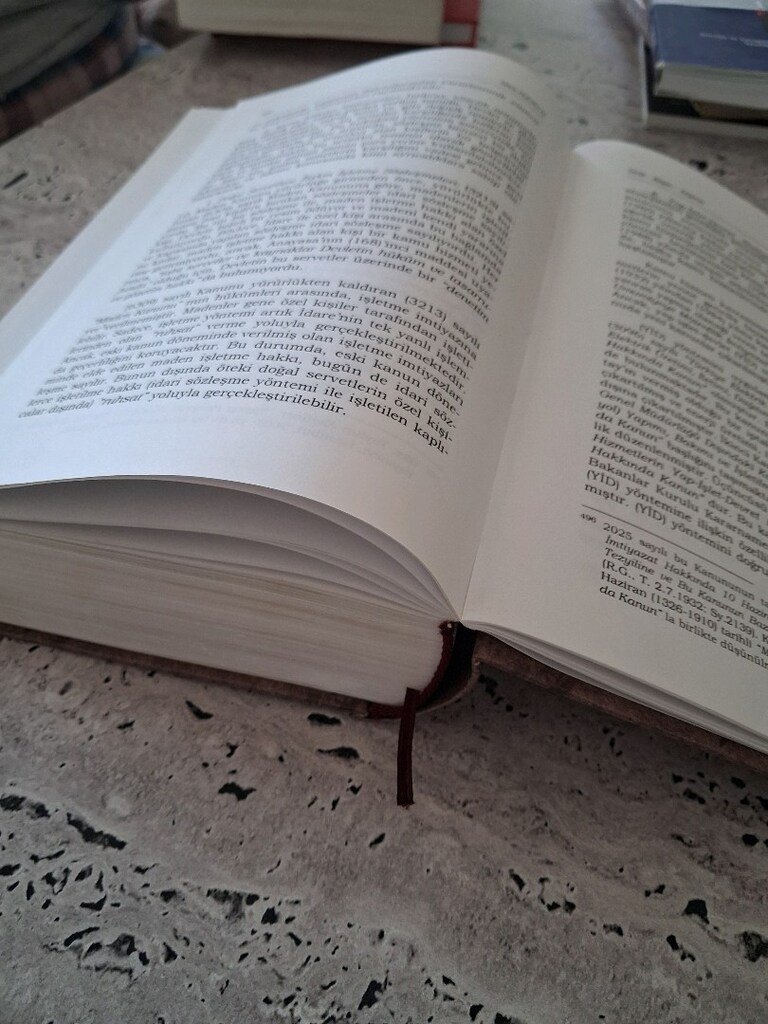 İdare Hukuku D&R. yayınları - 8
