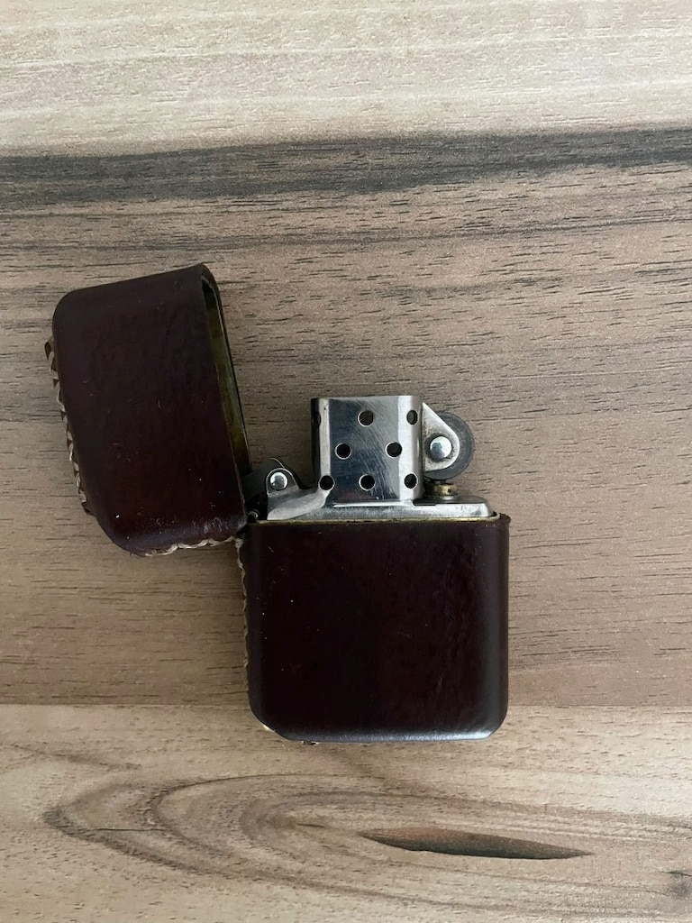 orjinal saat ve Zippo çakmak - 9
