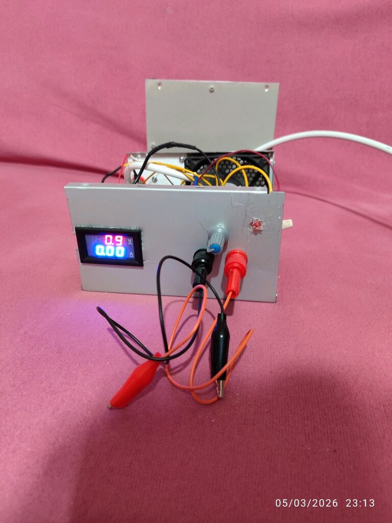ayarlı0.8 13.5 volt Mak 4 amper göstergeli adaptör 1000tl - 5